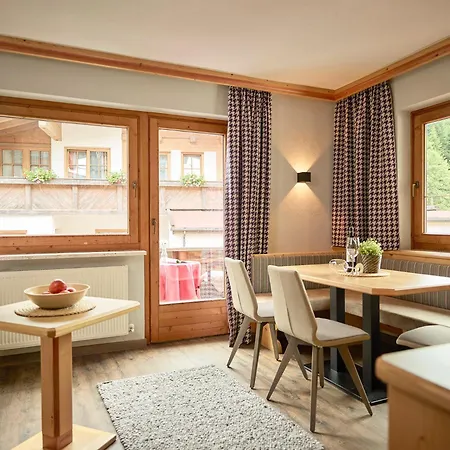 Penzion Boutique Appartments Gerlosperle 4*