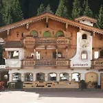 Boutique Appartments Gerlosperle 招待所 4*